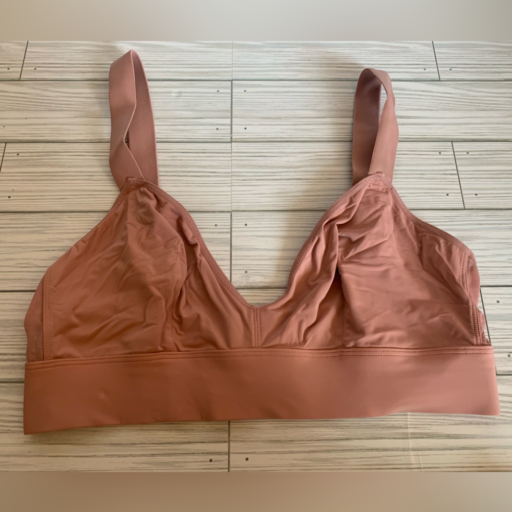 Parade Women’s Wireless Bralette in Dusty Rose